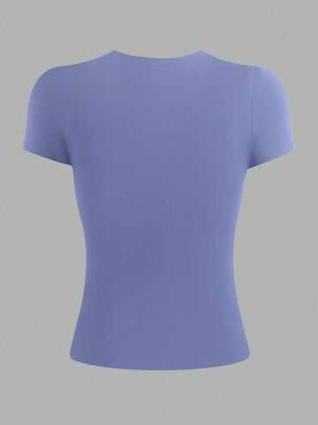 Women's Solid Color Fitted Crew Neck T-Shirt