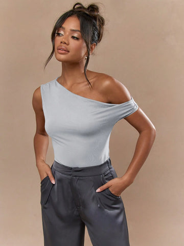 MISSGUIDED Asymmetric Neckline Jersey One Off-Shoulder Bodysuit