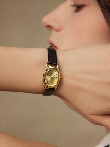 MOTF PREMIUM 1PC WOMEN'S WATCH WITH GOLDEN OVAL DIAL AND PATTERNED