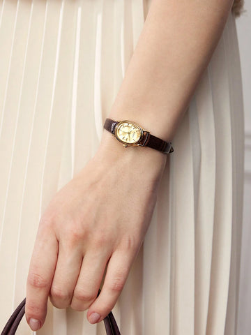 MOTF PREMIUM 1PC WOMEN'S WATCH WITH GOLDEN OVAL DIAL AND PATTERNED