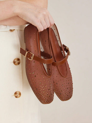 MOTF PREMIUM RHINESTONE DETAIL PU LEATHER FLATS