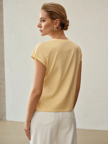PREMIUM KNOT FRONT CAP SLEEVE T-SHIRT