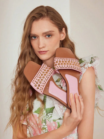 MOTF PREMIUM SQUARE TOE CONTRAST TRIM STUDDED FLAT SANDALS