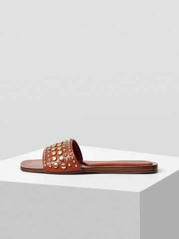 MOTF PREMIUM SQUARE TOE CONTRAST TRIM STUDDED FLAT SANDALS