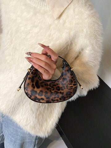 Fashionable High-Quality Lightweight Crescent Shaped Shoulder Bag