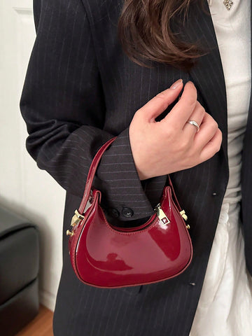 Fashionable High-Quality Lightweight Crescent Shaped Shoulder Bag