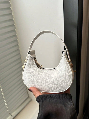Fashionable High-Quality Lightweight Crescent Shaped Shoulder Bag