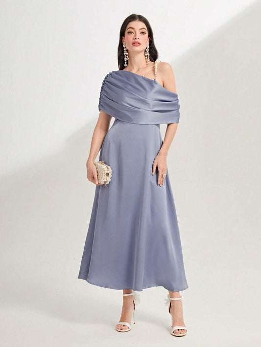 Modely Asymmetrical Neck Ruched Detail Dress