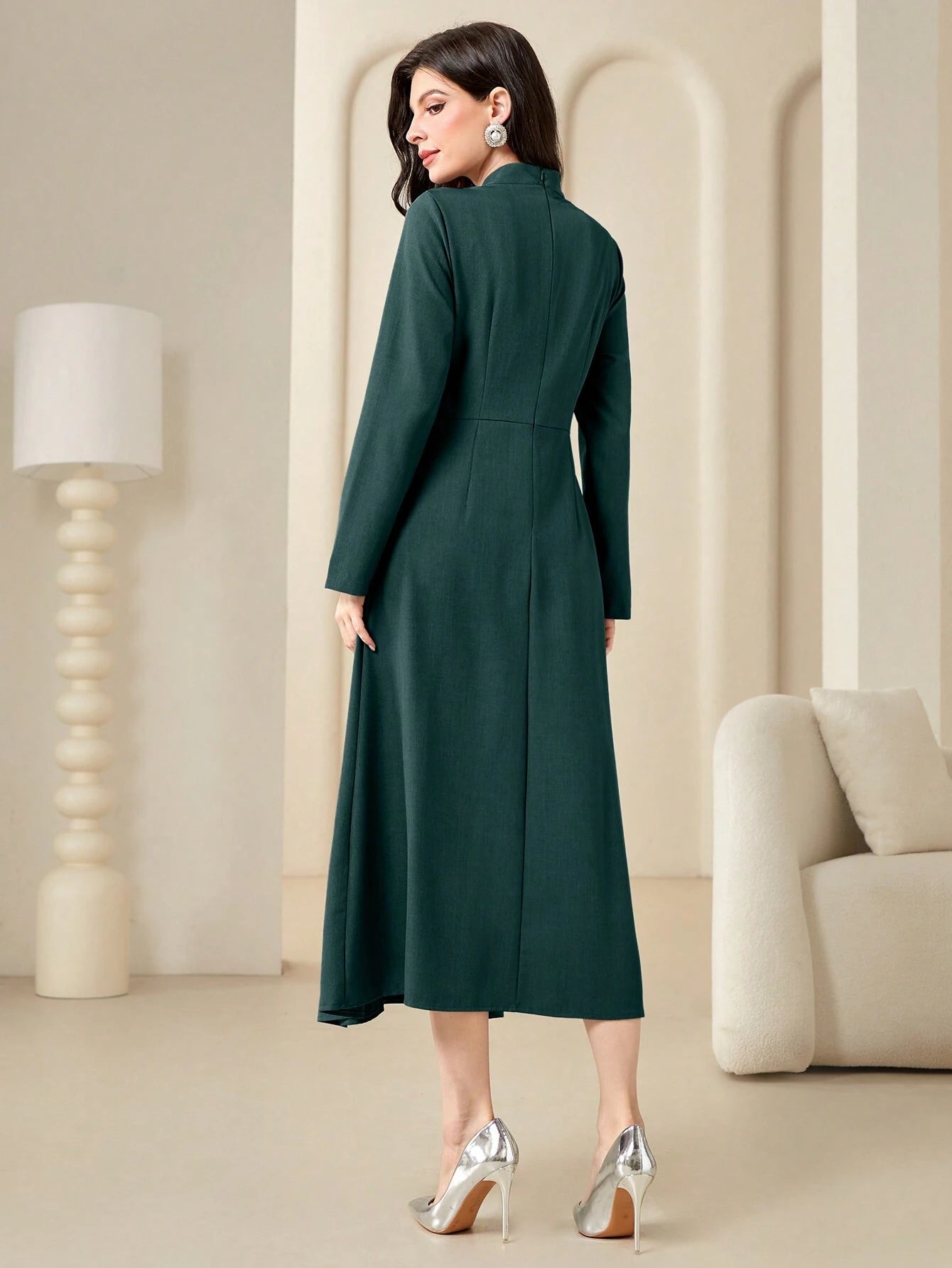 Modely Keyhole Neckline Long Sleeve Dress