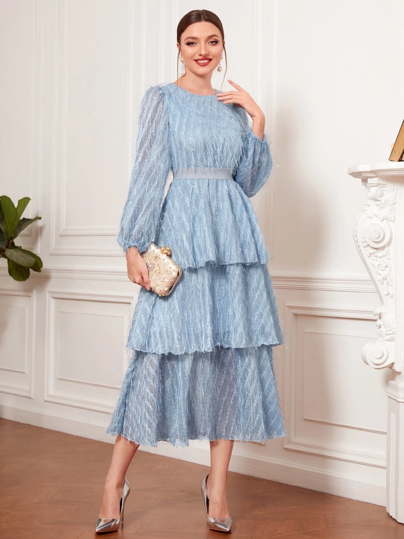 Modely Lantern Sleeve Layered Hem Dress