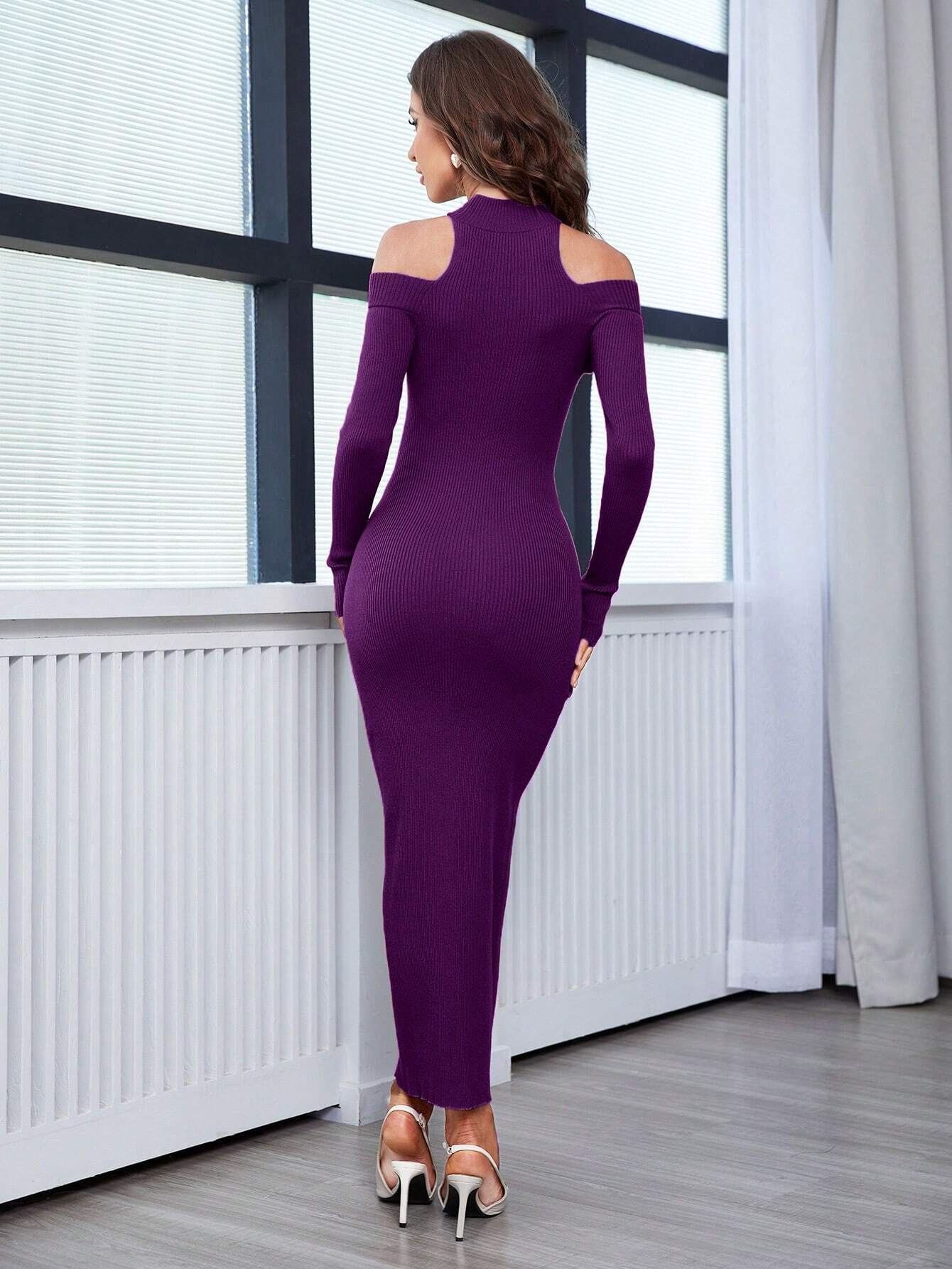 Modely Solid Color Close-fitting Cold Shoulder Sweater Dress