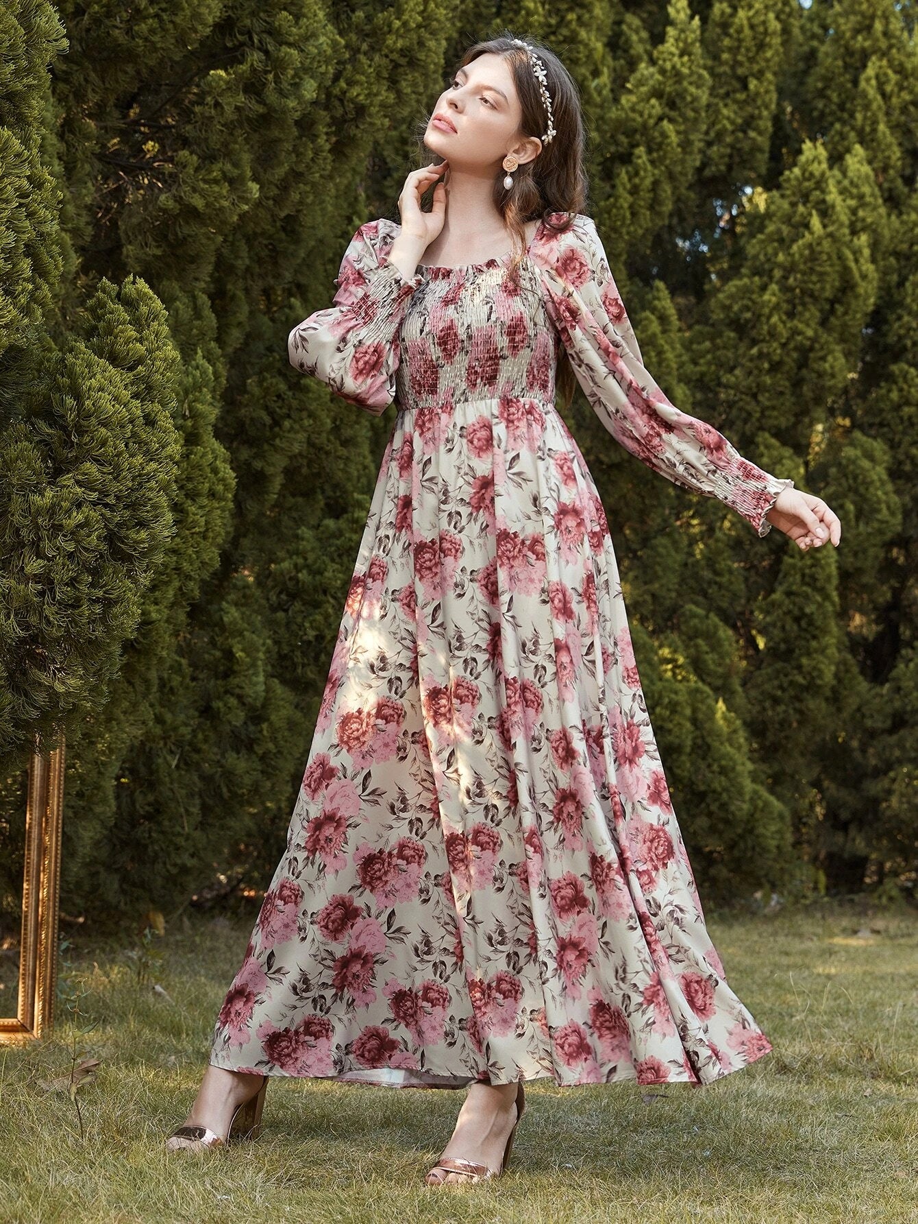 Modely Square Neck Floral Print Shirred Dress