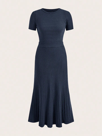 Women Solid Color Scoop Neck Short Sleeve Top And Elegant Knit Skirt Set