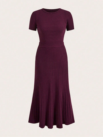 Women Solid Color Scoop Neck Short Sleeve Top And Elegant Knit Skirt Set