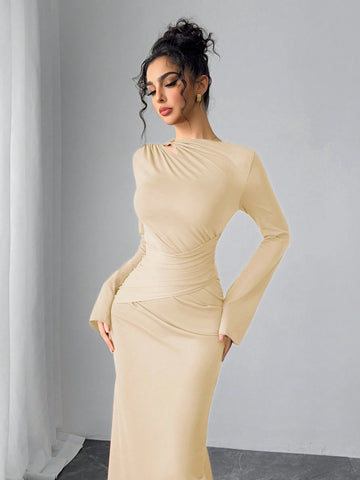 Women's Solid Color Flared Sleeve Pleated Fitted Elegant Dress