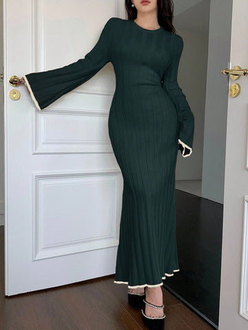 Feyla Women's Elegant Long Flare Sleeve Knit Sweater Dress