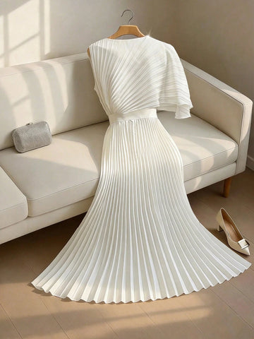 Women's Elegant Round Neck Ruffle Waist Placement Print Dress