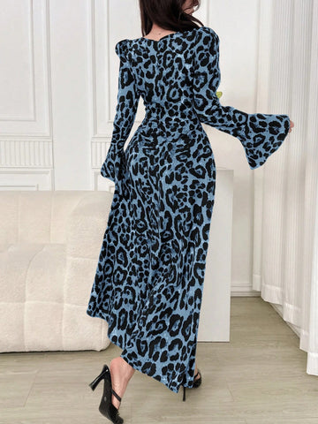 Women's Fashion Leopard Print Flare Sleeve Dress