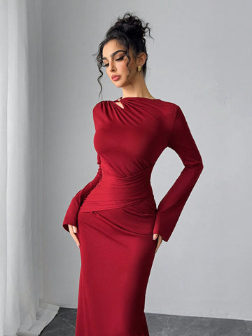 Women's Solid Color Flared Sleeve Pleated Fitted Elegant Dress