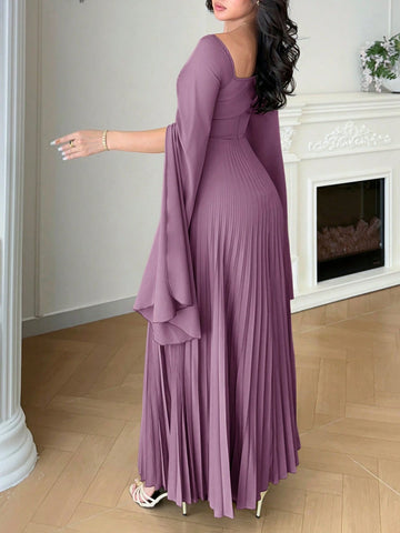 Women's Square Neck Solid Color Pleated Split Long Sleeve Elegant Dress