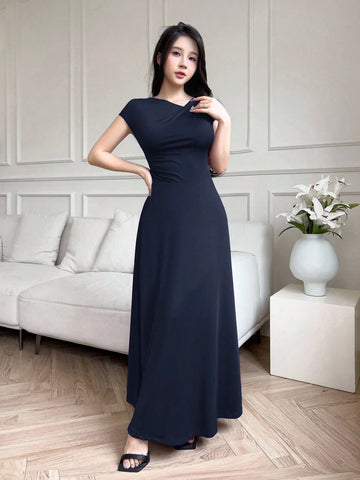 Modelyn Women Long Sleeveless Slim Fit Solid Color Dress
