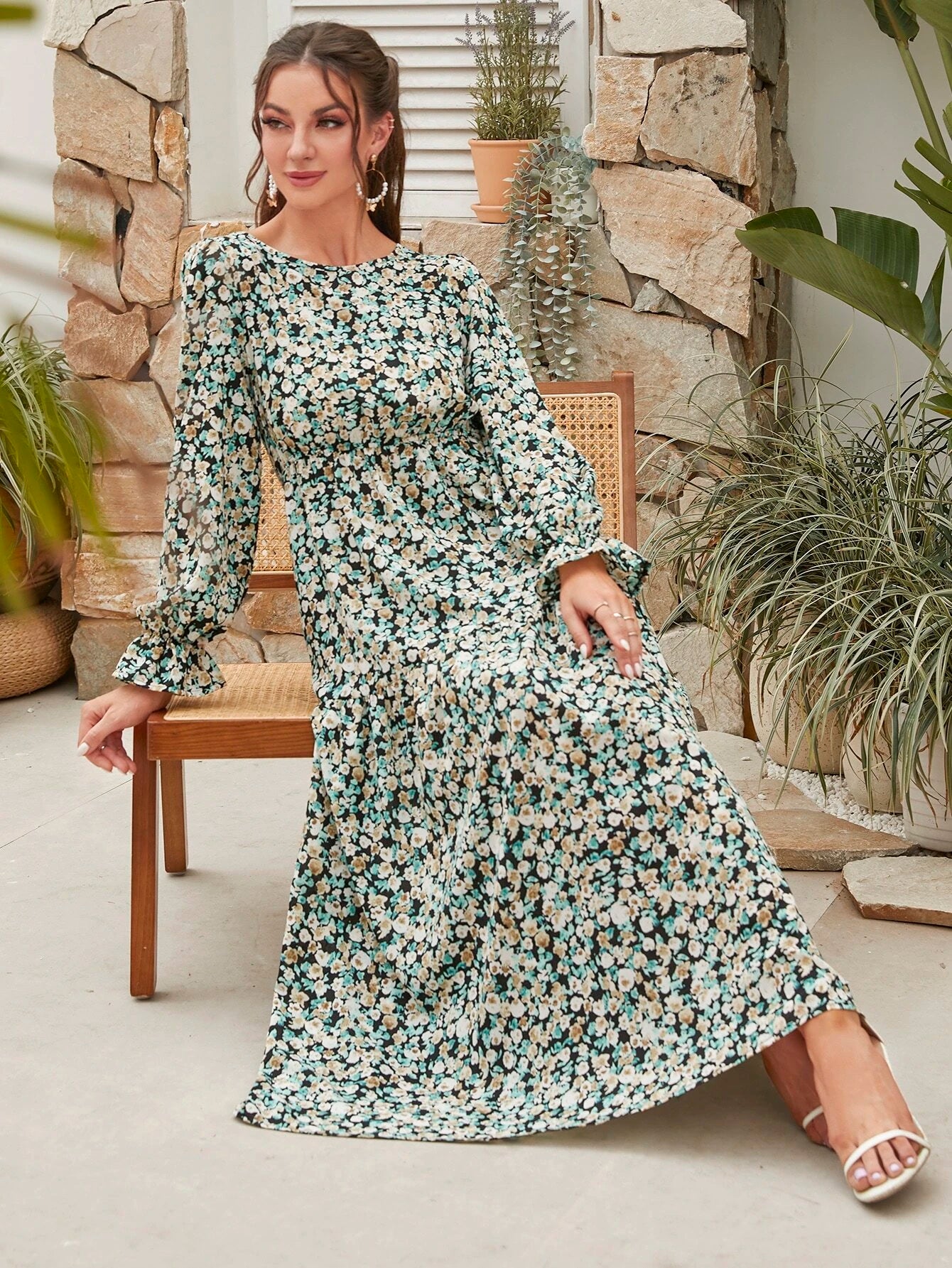 Mulvari Ditsy Floral Print Flare Sleeve Ruffle Hem Dress