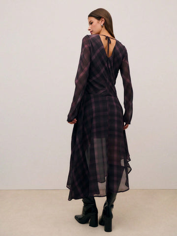 Nöista Long-Sleeve Plaid Dress With A Flattering Ruched Waist