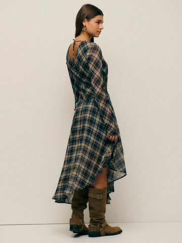 Nöista Long-Sleeve Plaid Dress With A Flattering Ruched Waist