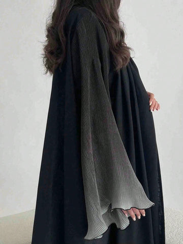 Elegant Women's Long Abaya With Pleated Bell Sleeves