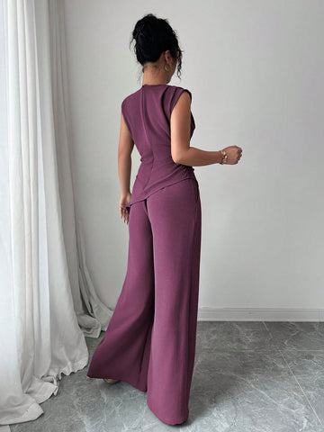Women Solid Color Textured Pleated Round Neck Sleeveless Top Jumpsuit