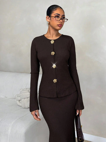 Metal Button Long Sleeve Knit Top & Fitted Bodycon Fishtail Skirt
