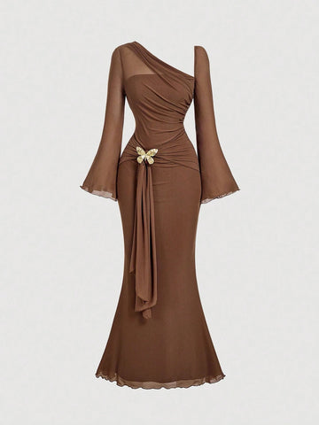 MOD Asymmetric Shoulder Flare Sleeve Brown Bow Metal Buckle Mermaid Dress