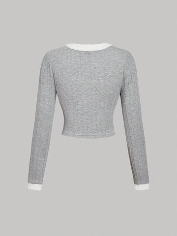 Round Neck Metal Button Bell Sleeve T-Shirt