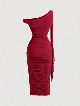 Women's Elegant Asymmetric Neck Ruched Fitted Mid-Length Dress