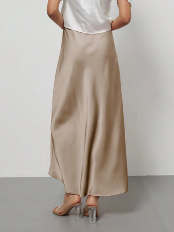 Women's Elastic Satin Finish Maxi Skirt