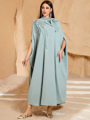 Women's Solid Color Tie Collar Elegant Arabic Abaya Robe With Beaded Embroidery