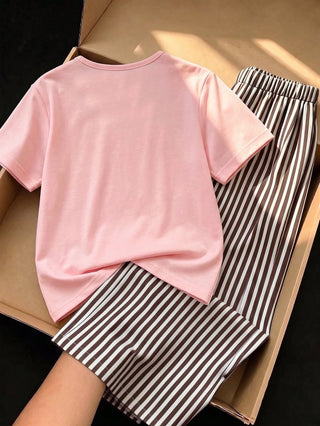 Short Sleeve Top Paired With Vertical Striped Long Pant