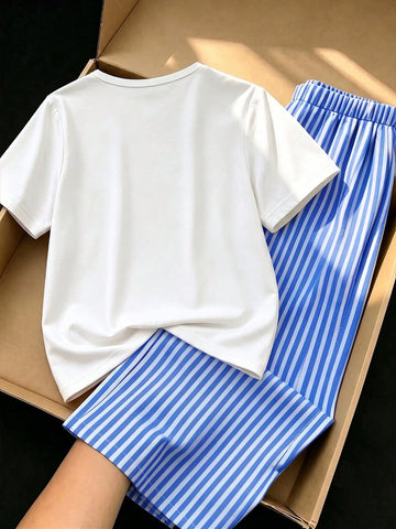 Short Sleeve Top Paired With Vertical Striped Long Pant