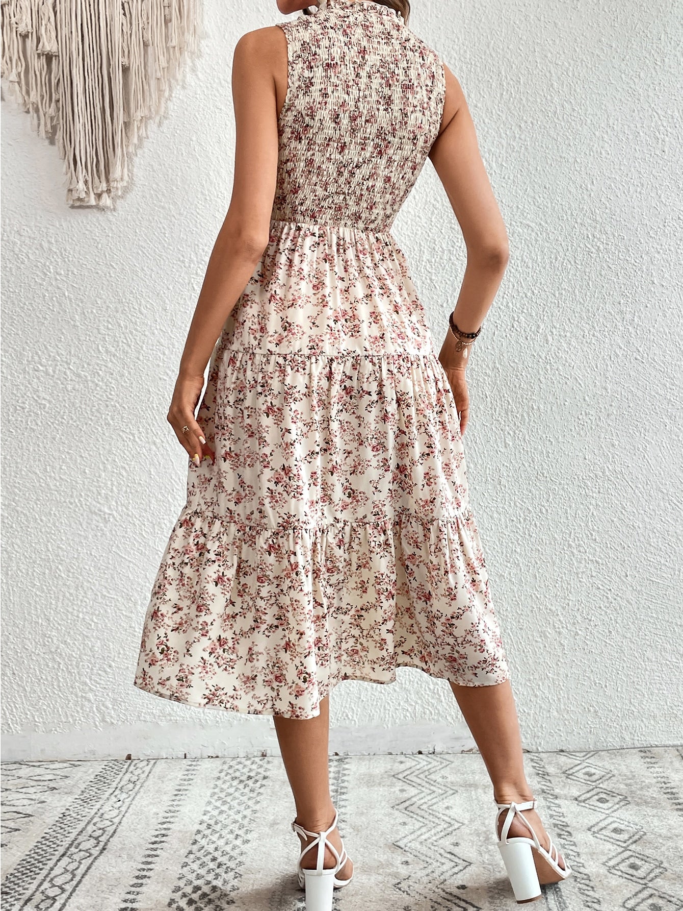 VCAY Ditsy Floral Print Ruffle Hem Dress