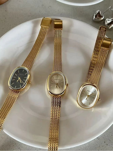 Vintage Oval Watch With Exquisite Small Dial