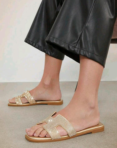 Women's Luxe-Inspired Rhinestone Harness Cutout Open Toe Rhinestone Pewter Slides