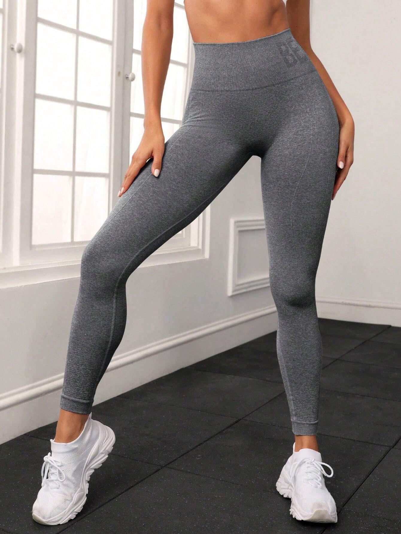 Yoga Basic Women's Ruched Butt Workout Leggings