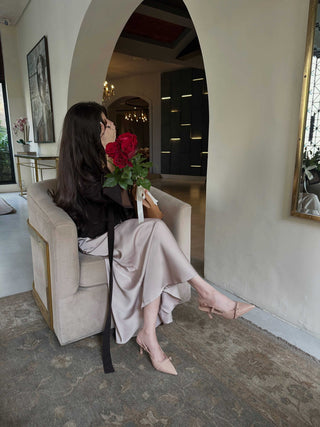 Tie-Neck Elegant blouse