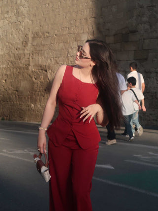 Round neck single-breasted vest and pants set