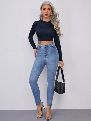 Felegant Form-Fitting Mock Neck Crop Top