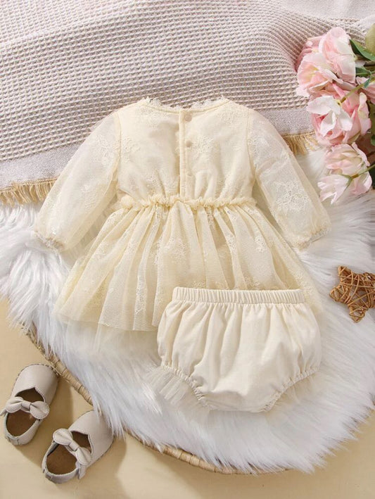 Newborn Contrast Mesh Ruffle Trim Dress And Shorts Photography Prop