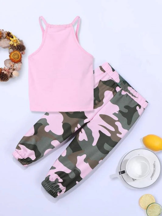 Toddler Girls Letter Graphic Cami Top With Camo Pants