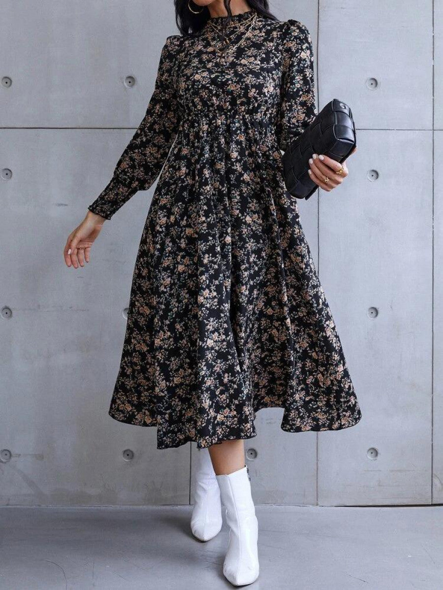 Floral Print Shirred Cuff Dress