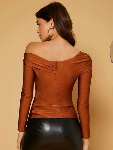 Asymmetrical Neck Twist Front Top