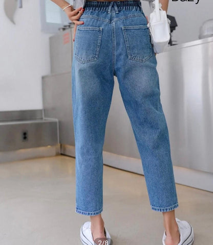 DAZY High Rise Crop Mom Jeans